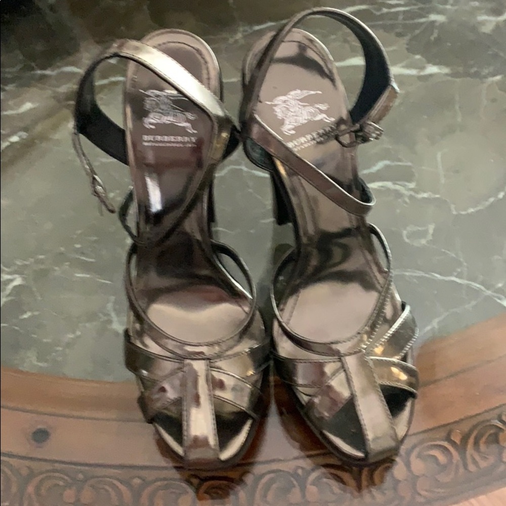Worn once Burberry heels excellent condition